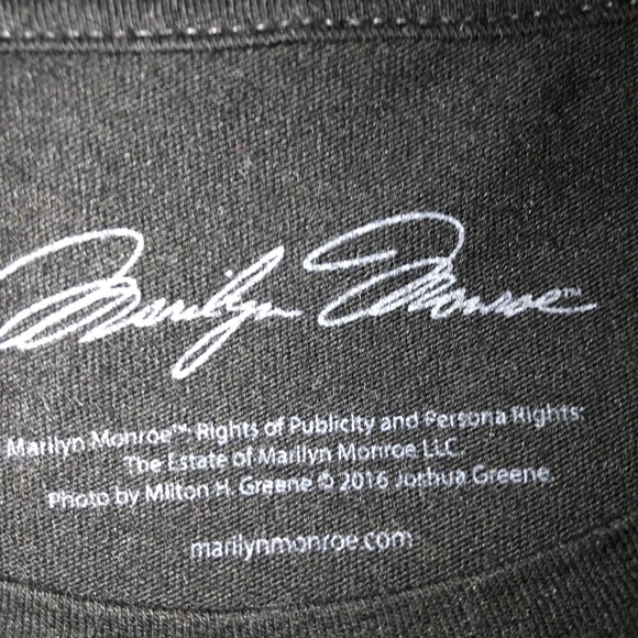 2016 Marylin Monroe Women’s tee - Picture 2 of 2